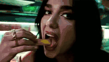 SheEating animated emote