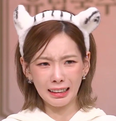 Taeyeon_disgusted emote