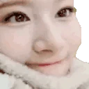 sanaSnuggle emote
