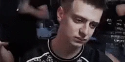 DudaTilt emote