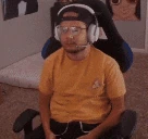 emoneyLeave emote