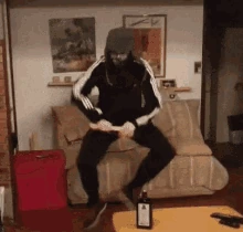 Slav_kick emote