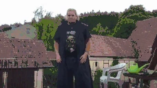 drachenDance emote