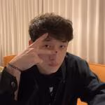 Chan_EmoPeace emote