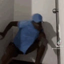esquivo emote