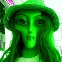 EluaneGreenAlien emote