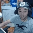 QUEEE emote