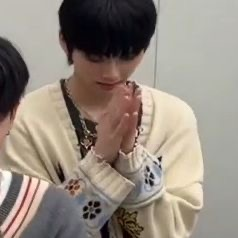 Taesan_Praying static emote