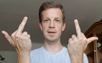 TykatoFinger emote