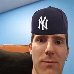 linus_with_no_brim emote