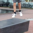 Froosti_floating emote