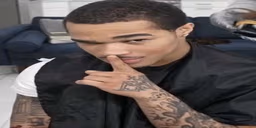 MaxShush emote