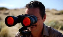 Binoculalo emote