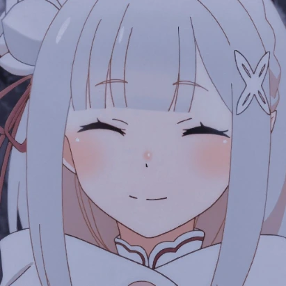 EmiliaSmile emote