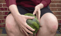 whycantibeafuckingwatermelonplsgod animated emote