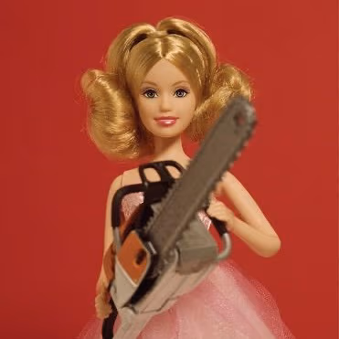 Chainsawbarbie emote