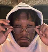 hmmm emote
