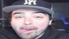 b33 emoji