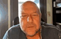 WhenYouFindANewVtuberButTheyWontShowYouTheirThighs emote