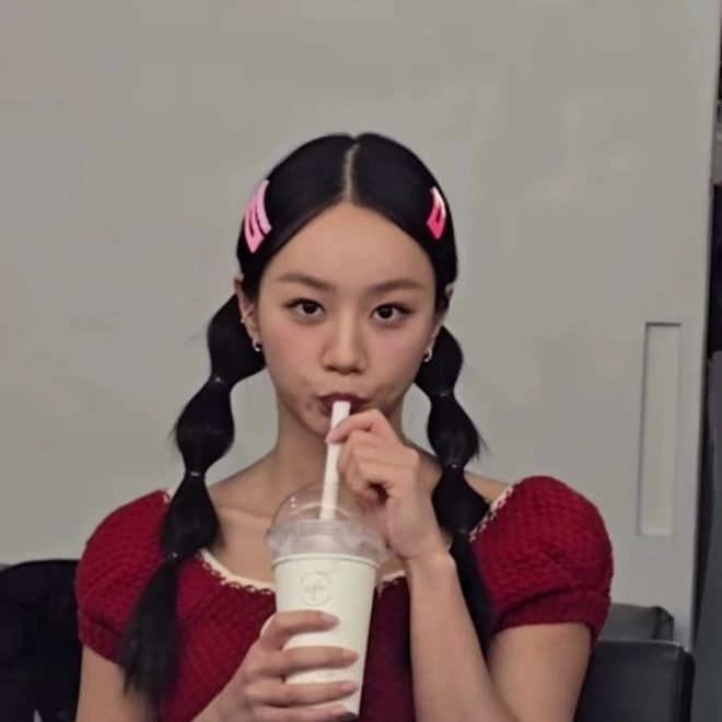 hyerihongchuyen emote