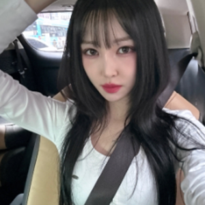 yoohyeon avatar