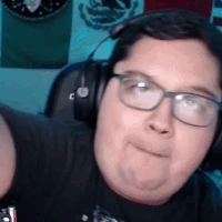 ChicksKiss emote