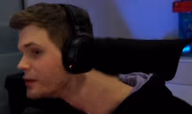 POSTURA emote