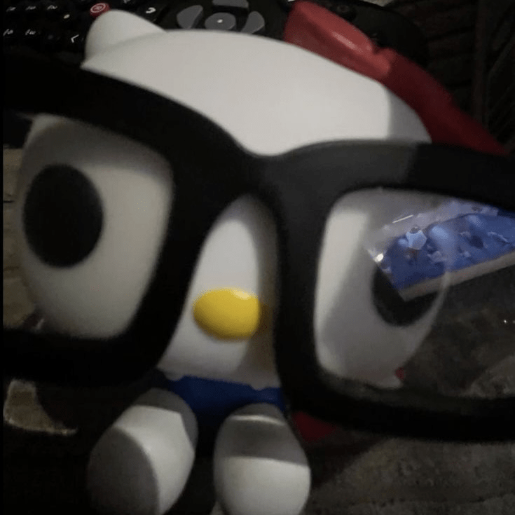 hellokittyglasses static emote