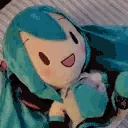 MikuTuck emote