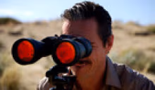 Binoculalo emote
