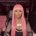 nickiminaj_salute emote