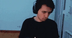 uzyPohui emote