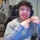 finger emote