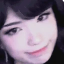 sheHappy emote