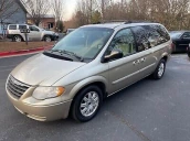 2005ChryslerTownAndCountryTouringOnEbayListedFor4500USD emote
