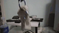 KEYS emote