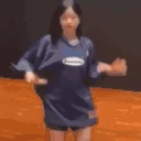 hanniRocking emote