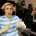 xqcBOOM emote