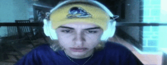 r33 animated emote