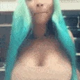 nickiminaj_singing emote