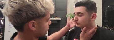 SMOOCH animated emote