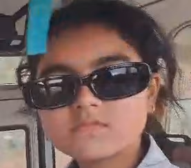 cupcake_glasses emote