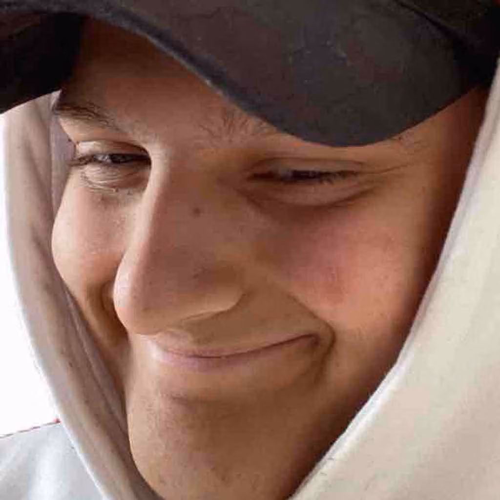 perverselook7 emote