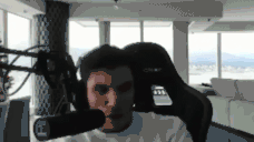 GetItTwisted animated emote
