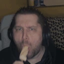 swiderek emote