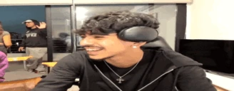 L33 emoji