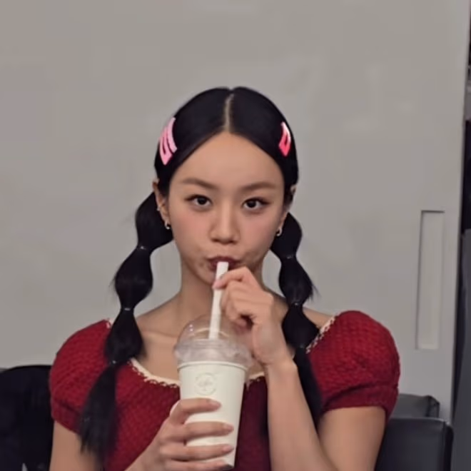 hyerihongchuyen emote