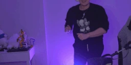 dance192 emote