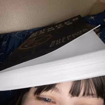 Bookonhead emote