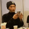 Seonghwa_unbothered emote